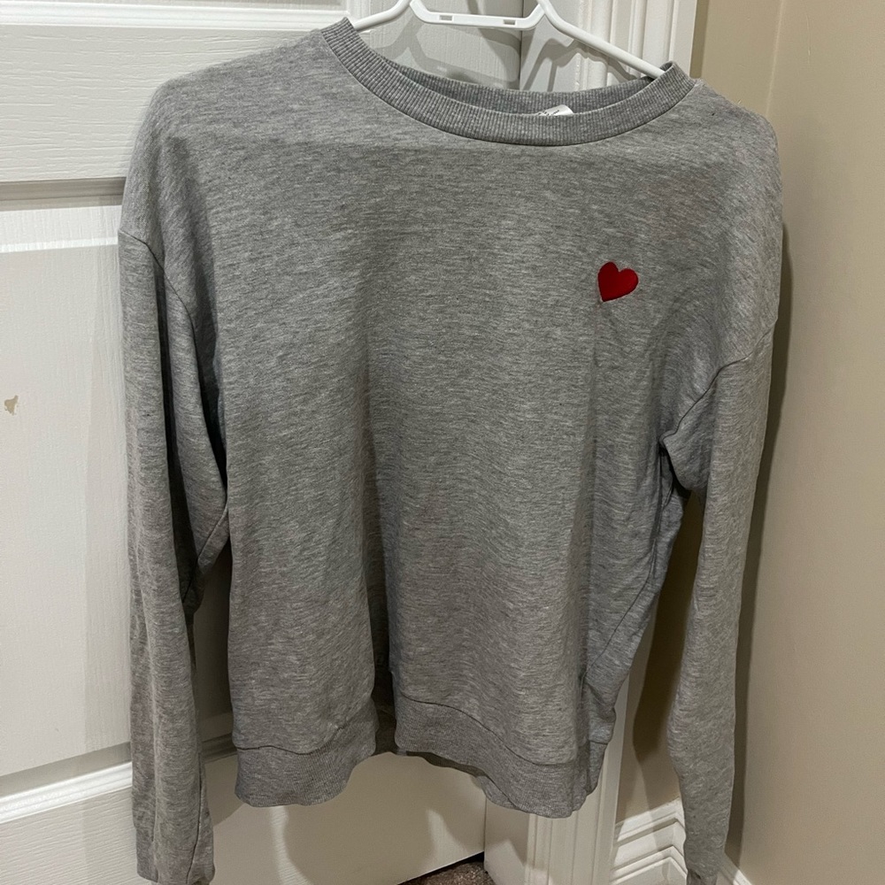 Small heart on front
